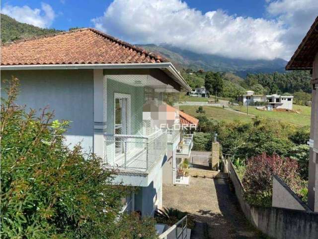 Casa com 3 dormitórios à venda, 153 m² por R$ 700.000 - Cônego - Nova Friburgo/RJ