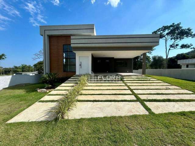 Casa com 4 dormitórios à venda, 200 m² por R$ 1.000.000 - Ubatiba - Maricá/RJ