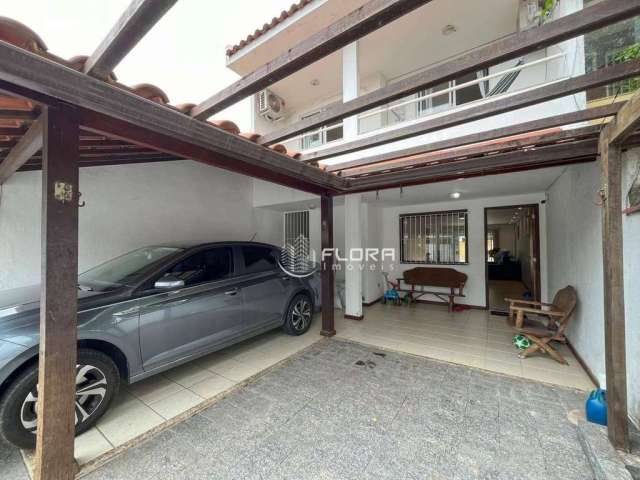 Casa com 3 dormitórios à venda, 160 m² por R$ 680.000,00 - Maravista - Niterói/RJ