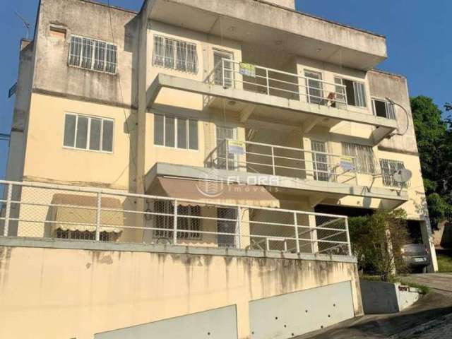 Apartamento com 2 dormitórios à venda, 45 m² por R$ 159.900,00 - Tribobó - São Gonçalo/RJ