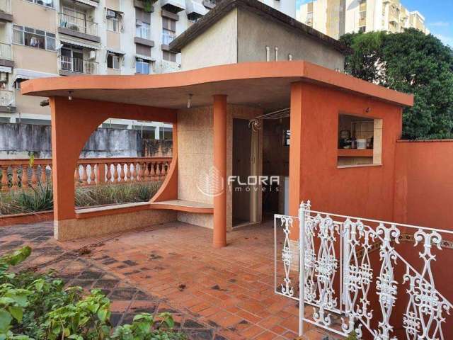 Casa com 4 dormitórios à venda, 225 m² por R$ 890.000,00 - Ingá - Niterói/RJ