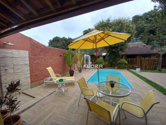 Casa com 3 dormitórios à venda, 200 m² por R$ 650.000,00 - Piratininga - Niterói/RJ