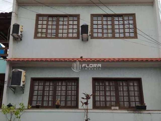 Casa com 3 dormitórios à venda, 144 m² por R$ 600.000,00 - Porto Novo - São Gonçalo/RJ