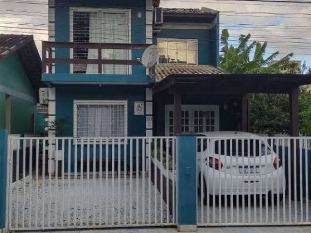 Sobrado à venda, 92 m² por R$ 850.000,00 - Armação - Penha/SC