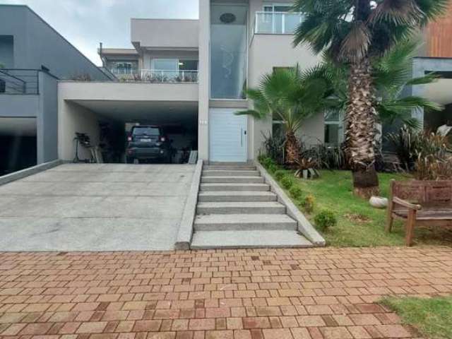 Casa em Condomínio para Venda em Santana de Parnaíba, Alphaville, 4 dormitórios, 4 suítes, 5 banheiros, 2 vagas