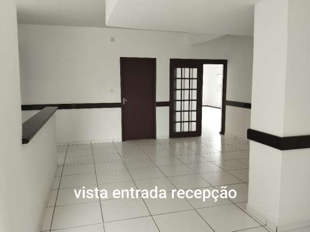 Sala Comercial para alugar  com 3 salas