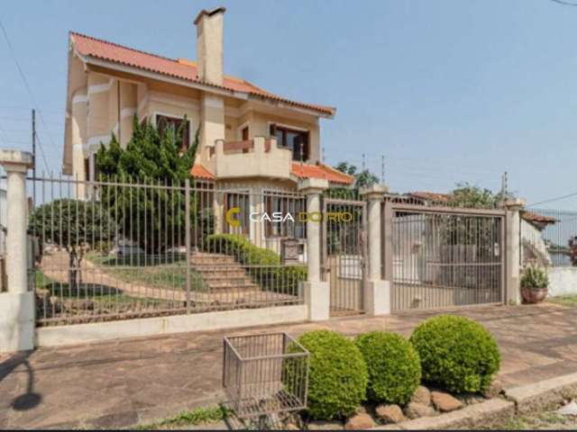 Casa com 4 quartos à venda na Rua Chiriguano, 227, Vila Assunção, Porto Alegre por R$ 1.650.000