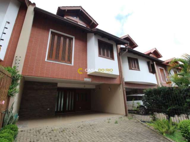 Casa com 4 quartos à venda na Rua Teresa Cristo, 102, Tristeza, Porto Alegre por R$ 1.650.000