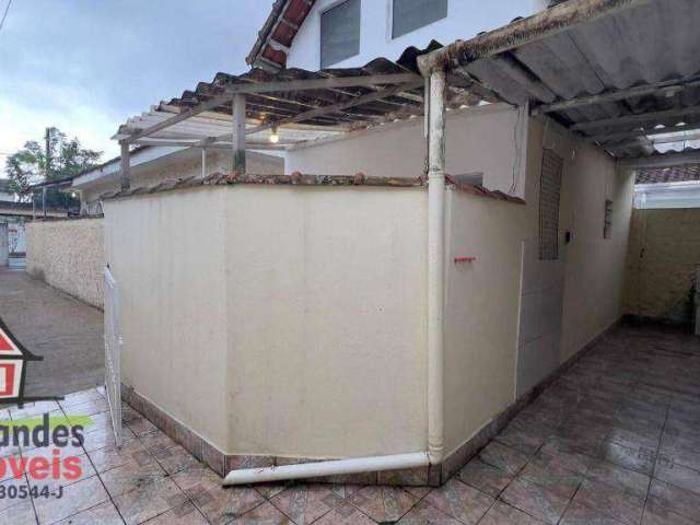 Casa com 1 dormitório mais edícula completa para alugar definitivo pacote, 120 m² por R$ 2.000 mês  Canto do Forte  Praia Grande SP