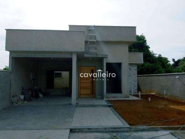 Casa com 3 dormitórios, sendo 1 suíte, com 99 m², à venda por R$ 450.000 - Ubatiba - Maricá/RJ