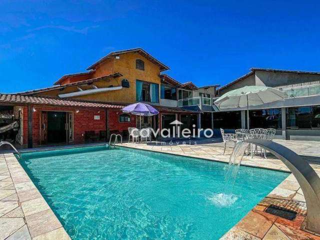 Casa Porteira Fechada com 7 dormitórios, sendo 6 suítes, piscina, salão de festa, área gourmet à venda, 650 m², por R$ 1.280.000 - Maricá/RJ