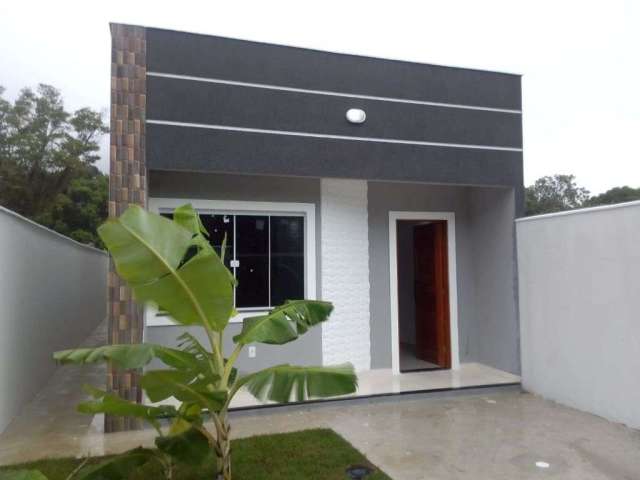 Casa com 2 dormitórios à venda, 70 m² por R$ 350 mil- Maricá/RJ