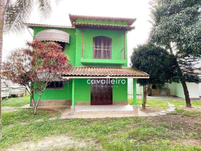 Casa no Centro, faz tudo a pé! Com 3 Quartos,  à venda, 195 m² por R$ 850.000 - Centro - Maricá/RJ