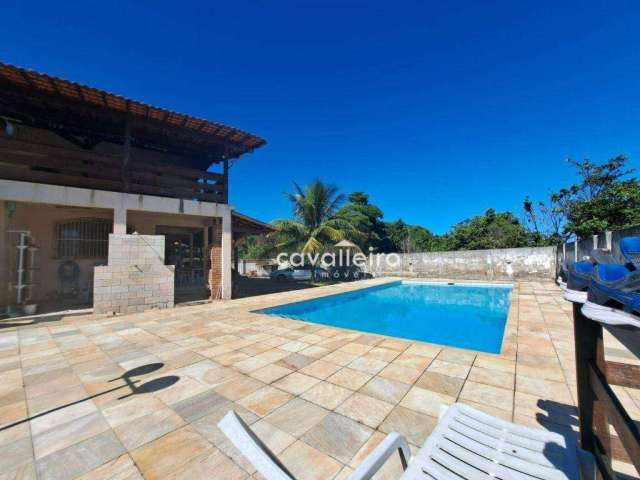 Casa à venda, 214 m² por R$ 690.000,00 - Bambuí - Maricá/RJ