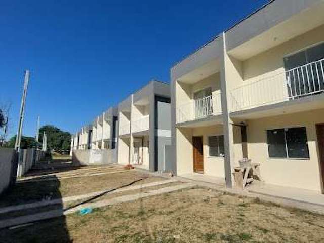 Casas duplex com 2 dormitórios à venda, 180 m² por R$ 320.000 - Itapeba - Maricá/RJ