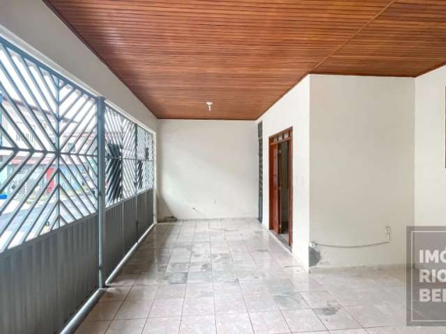 Casa – Fernando Guilhon, 240m², 4 Suítes, 2 vagas – Souza – Belém PA