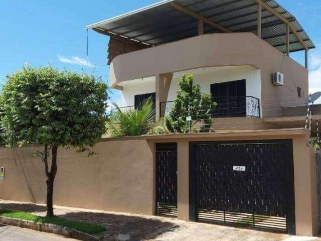 Casa com 3 dormitórios à venda, 250 m² por R$ 1.500.000,00 - Bandeirantes - Lucas do Rio Verde/MT