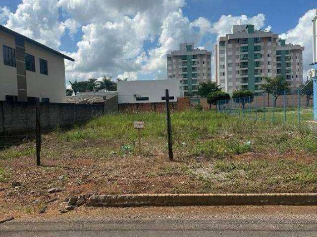 Terreno à venda com ótima localização no Bairro Parque das Emas