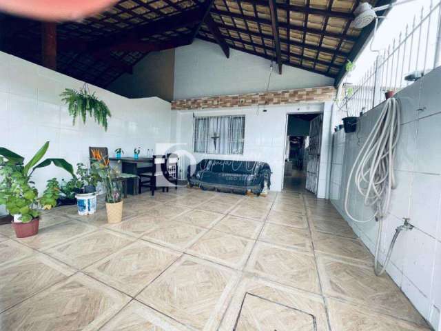 Casa com 3 quartos à venda na Rua Catarina Bandieira, 816, Vila Caiçara, Praia Grande, 70 m2 por R$ 390.000