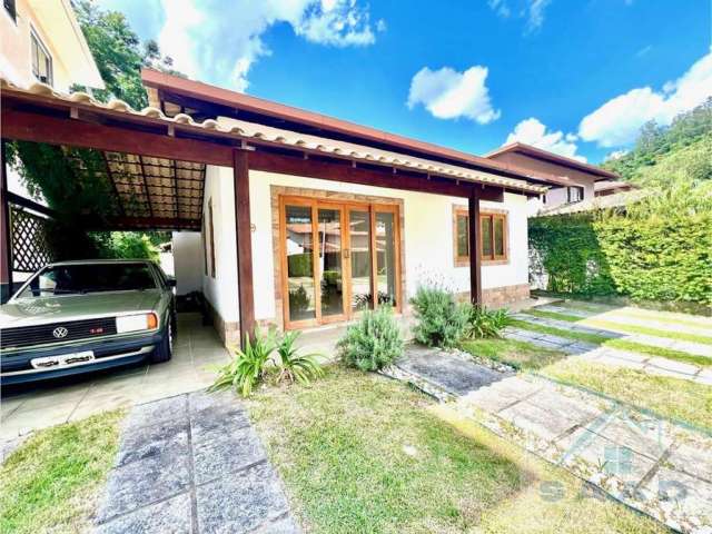 Casa para Venda em Teresópolis, CASCATA DO IMBUÍ, 3 dormitórios, 1 suíte, 2 banheiros, 2 vagas