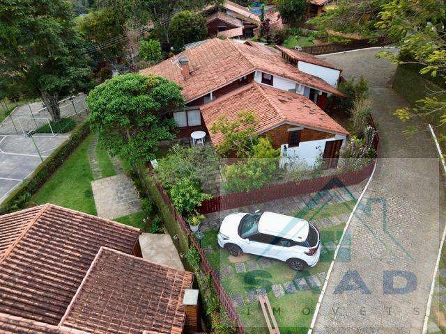 Casa para Venda em Teresópolis, Posse, 4 dormitórios, 1 suíte, 2 banheiros, 2 vagas