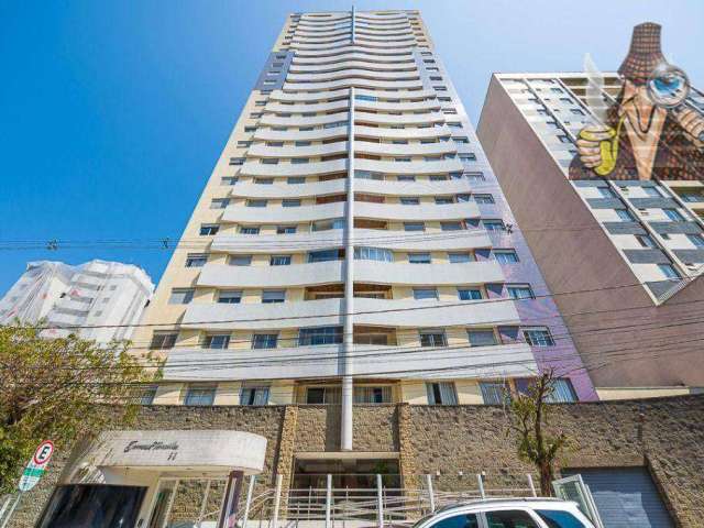 Apartamento com 3 dormitórios para alugar, 98 m² por R$ 4.681,12/mês - Água Verde - Curitiba/PR