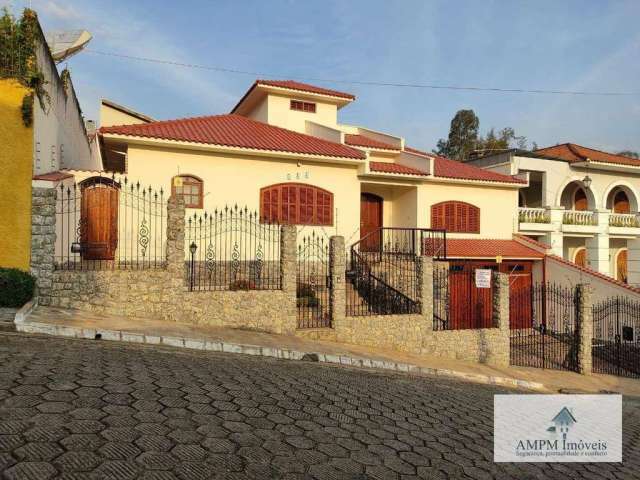 Casa com 4 dormitórios à venda, 332 m² por R$ 1.470.000,00 - Morro Chic - Itajubá/MG