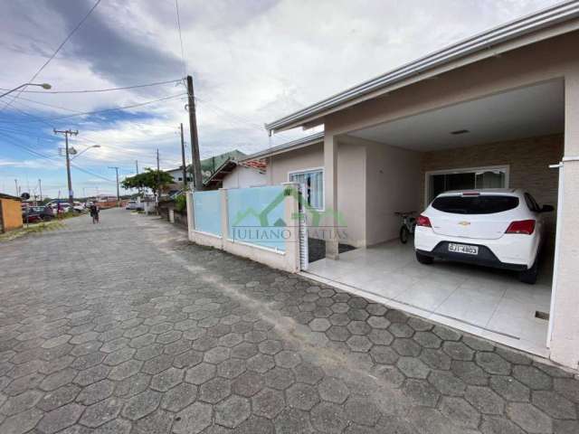 Casa com 2 dormitórios, 96m, à venda em Balneário Barra do Sul - Centro