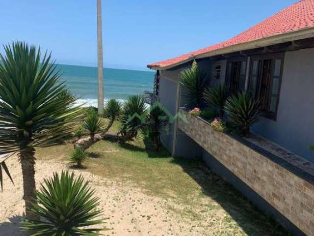 Casa com 6 dormitórios, 160m², à venda em Bal. Barra do Sul - Salinas