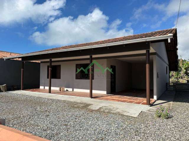 Casa com 3 dormitórios, 130m, à venda em Balneário Barra do Sul - Salinas