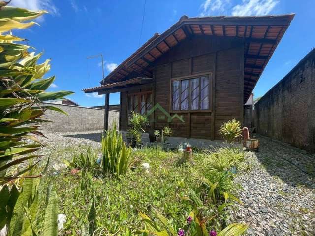 Casa com 3 dormitórios, 110m², a venda em Balneário Barra do Sul - Salinas