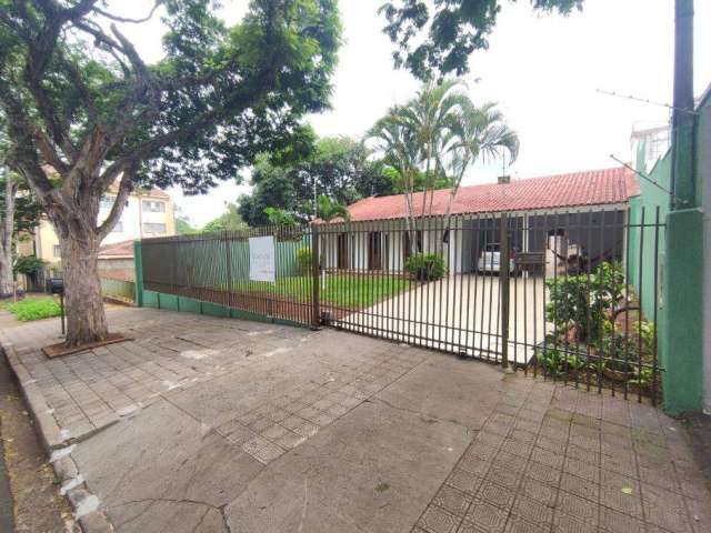 Casa à venda em Maringá, Zona 05, com 4 quartos, com 194.14 m²