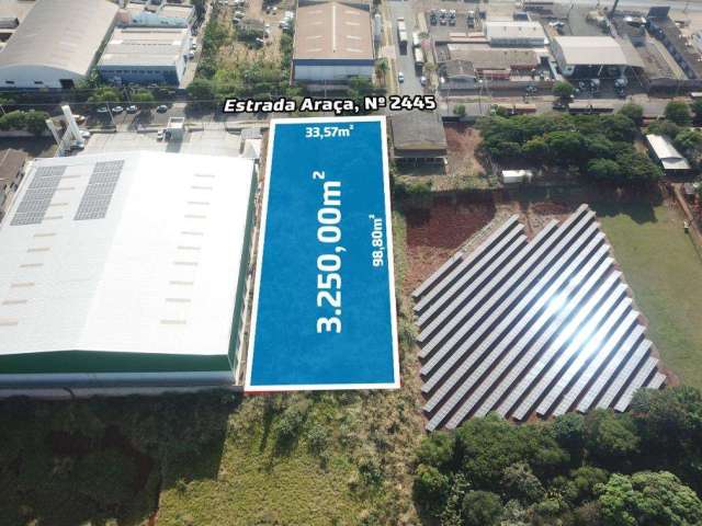 Terreno à venda em Maringá, Parque Industrial Bandeirantes, com 3250 m²