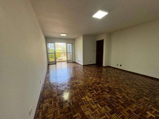 Apartamento à venda em Maringá, Zona 07, com 3 quartos, com 119.73 m², Ed. Baia Blanca