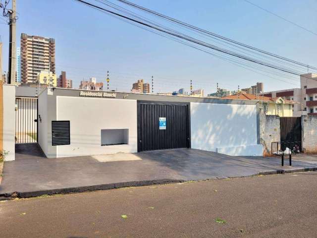 Apartamento para alugar em Maringá, Zona 07, com 1 suíte, com 30 m², Residencial Bianchi