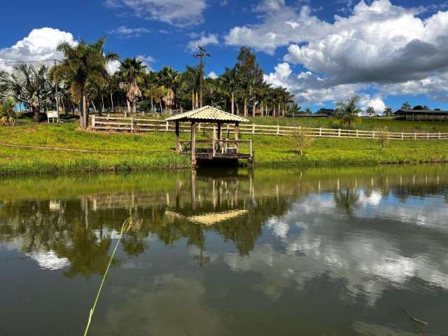 Chácara à venda em Floraí, Centro, com 3 quartos, com 60500 m²