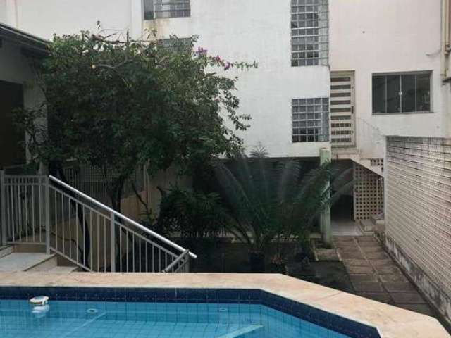 Sobrado com 3 dormitórios à venda, 480 m² por R$ 1.300.000,00 - Goiabeiras - Cuiabá/MT