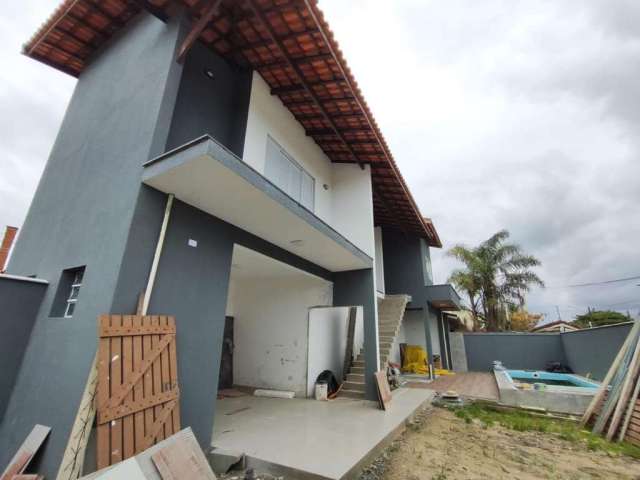 Casa para Venda em Itanhaém, Regina, 3 dormitórios, 2 suítes, 1 banheiro, 3 vagas