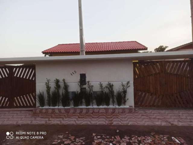 Casa para Venda em Itanhaém, São Fernando, 2 dormitórios, 1 suíte, 1 banheiro, 2 vagas