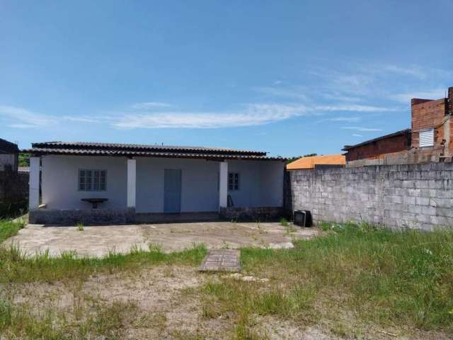 Casa para Venda em Itanhaém, Parque Augustus, 3 dormitórios, 1 banheiro, 8 vagas