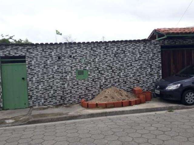 Casa para Venda em Itanhaém, Iemanjá, 2 dormitórios, 2 banheiros, 2 vagas