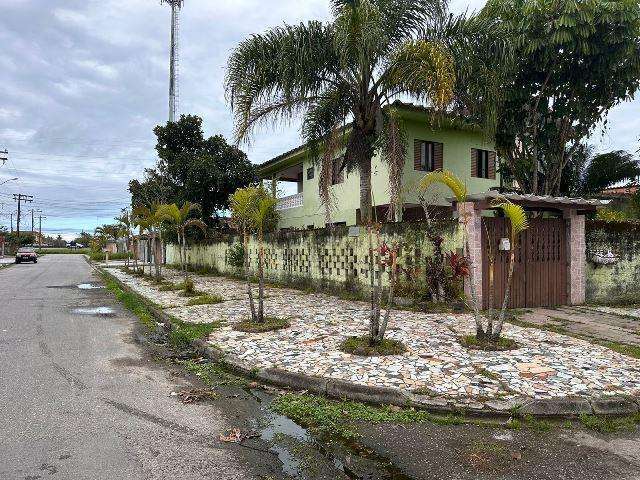 Casa para Venda em Itanhaém, Loty, 3 dormitórios, 1 suíte, 2 banheiros, 5 vagas