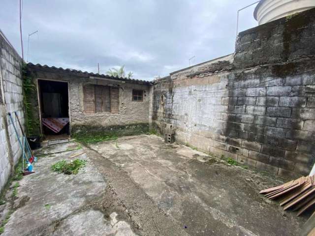 Casa para Venda em Itanhaém, Luizamar Mirim, 1 dormitório, 1 banheiro, 2 vagas