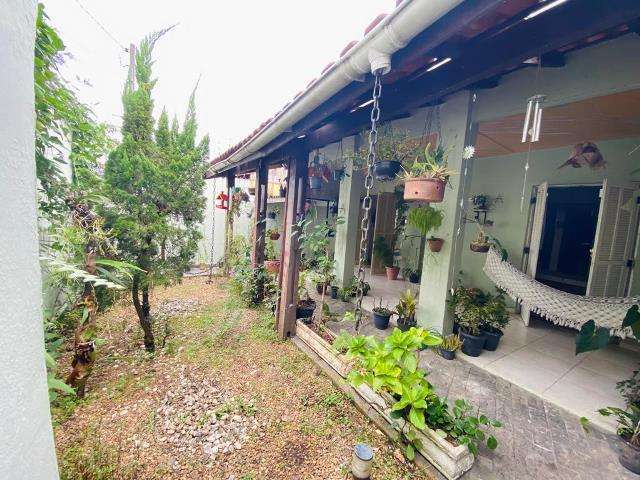 Casa para Venda em Itanhaém, Suarão, 3 dormitórios, 1 suíte, 2 banheiros, 3 vagas