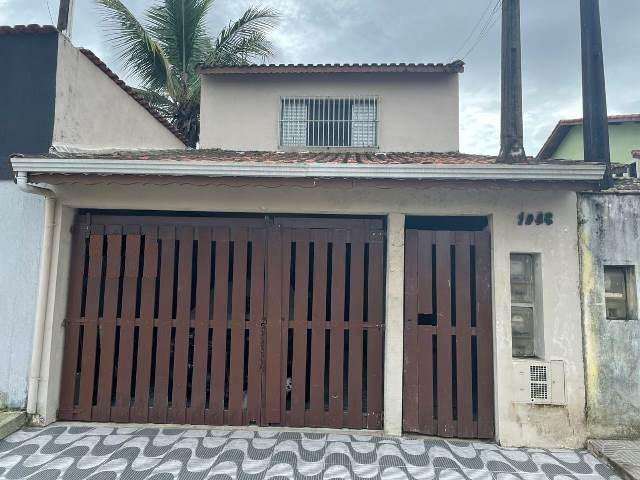 Casa para Venda em Itanhaém, Jardim Laranjeiras, 3 dormitórios, 2 banheiros