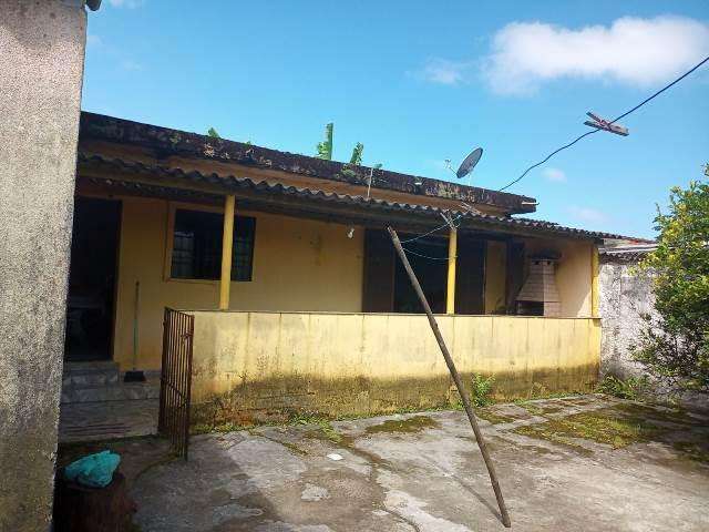 Casa para Venda em Mongaguá, Agenor de Campos, 1 dormitório, 2 banheiros, 5 vagas