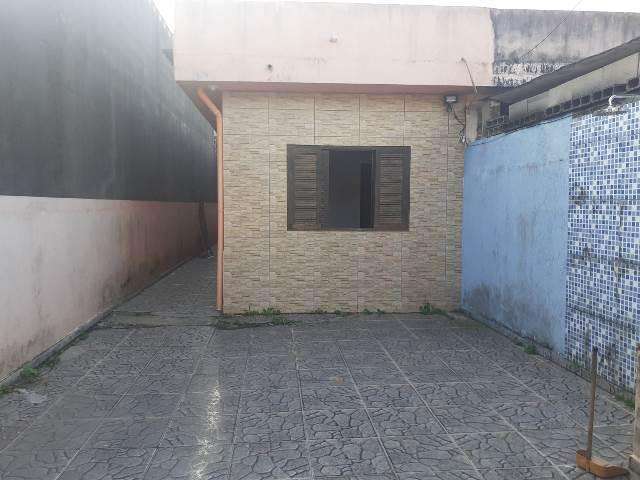 Casa para Venda em Itanhaém, Belas Artes, 2 dormitórios, 2 banheiros