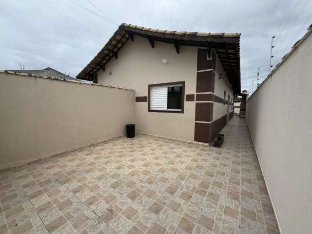 Casa para Venda em Itanhaém, Grandesp, 2 dormitórios, 1 suíte, 1 banheiro, 2 vagas