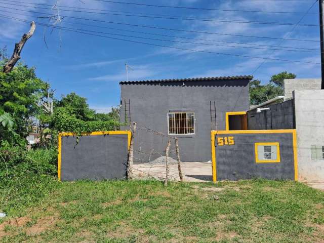 Casa para Venda em Itanhaém, Luizamar Mirim, 1 dormitório, 1 banheiro, 2 vagas