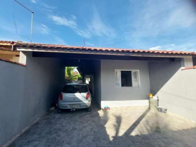 Casa para Venda em Itanhaém, Regina, 2 dormitórios, 1 suíte, 1 banheiro, 3 vagas